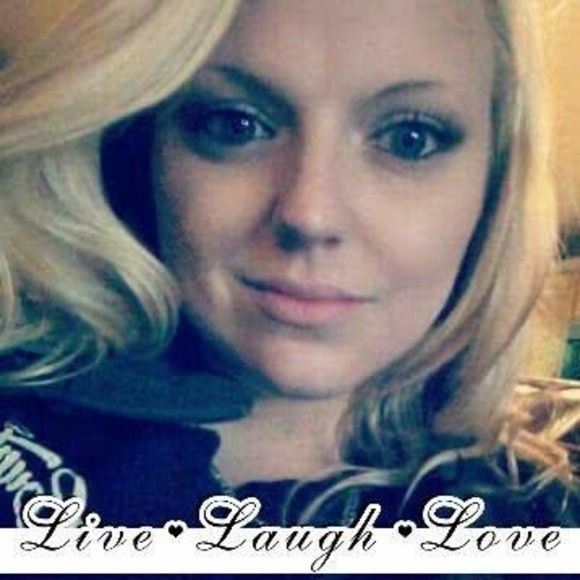 Meet your Posher, Lindsey - Picture 1 of 1